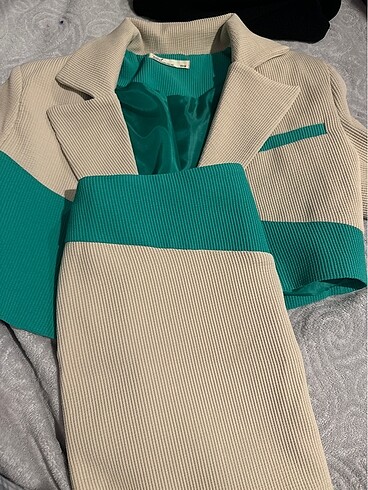 Kısa blazer takımı