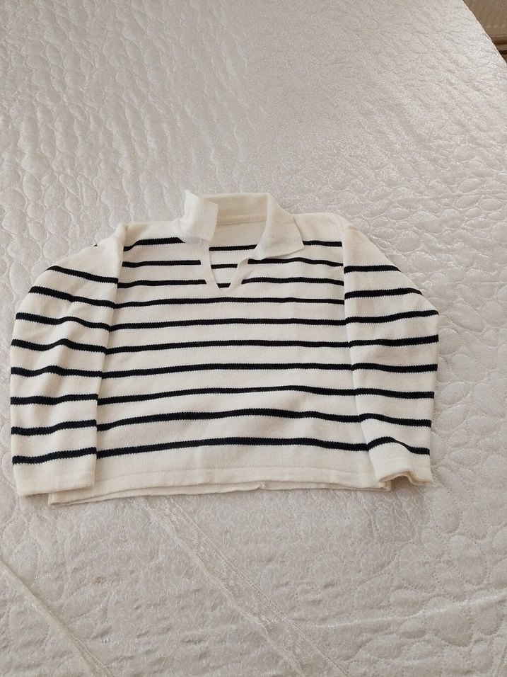 Beyaz Siyah Çizgili Kadın Triko Kazak giyilmedi - Görsel 2