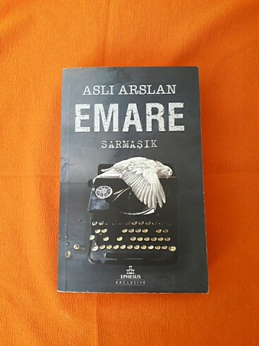Emare- Sarmaşık Aslı Arslan, poster ve ayraç içinde