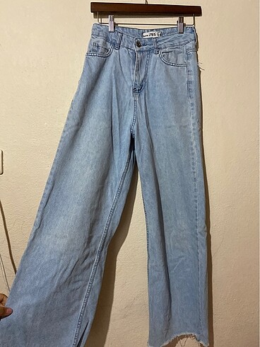 Wide leg jean