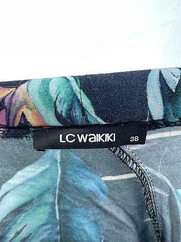 38 Beden çeşitli Renk LC Waikiki Kumaş Pantolon %70 İndirimli.