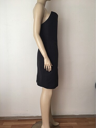 40 Beden siyah Renk Gareth Pugh tasarım elbise
