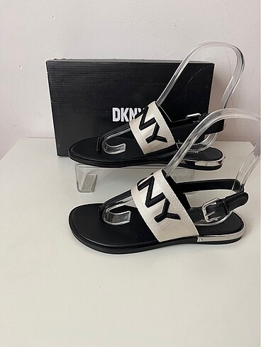 37 Beden DKNY sandalet