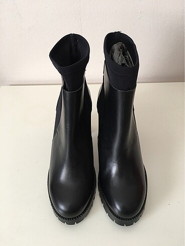 38,5 Beden Kenneth Cole rahat bot