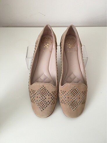 Vepa'62 Vince Camuto babet