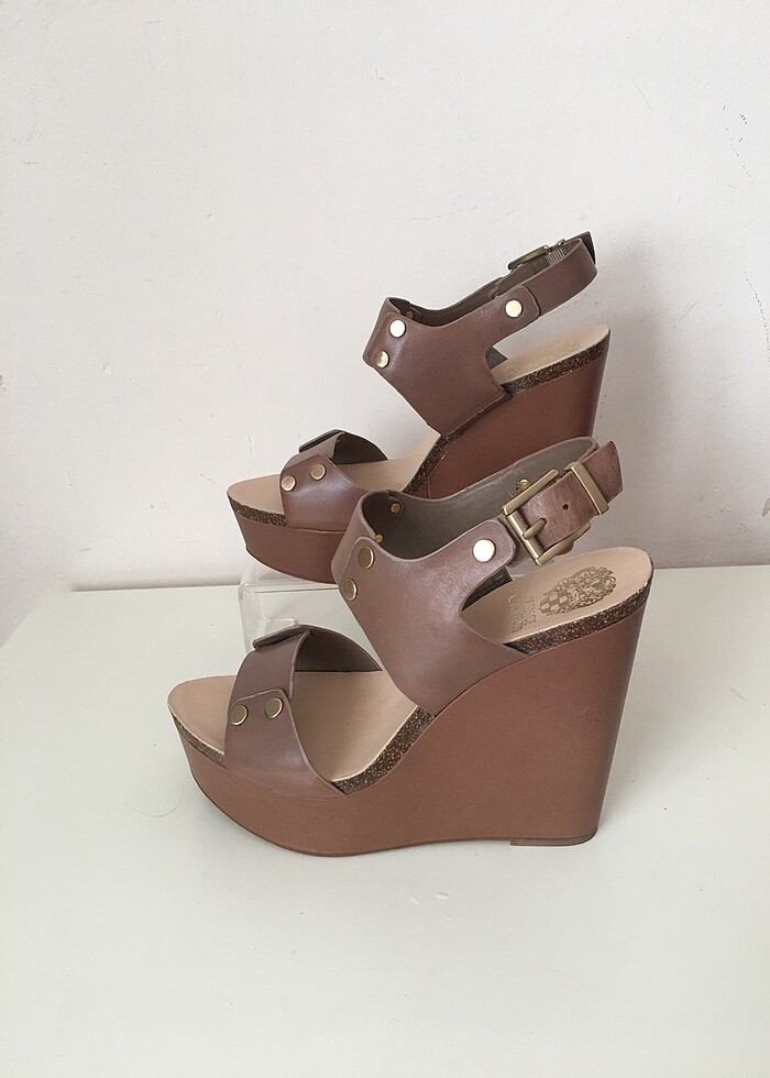 Vince Camuto dolgu topuk sandalet - Görsel 2