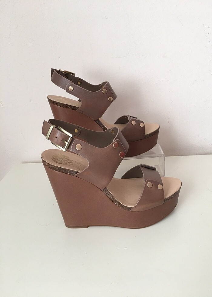 Vince Camuto dolgu topuk sandalet - Görsel 3