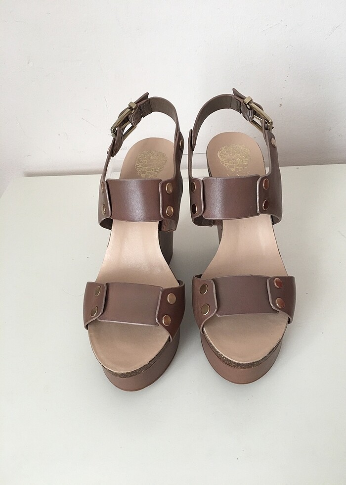 Vince Camuto dolgu topuk sandalet - Görsel 4
