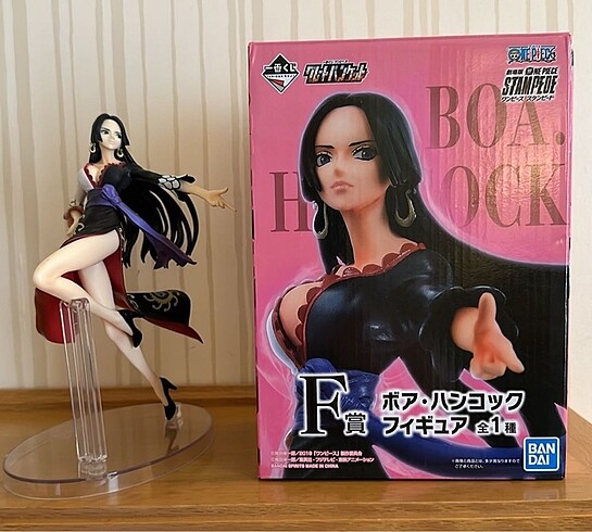 ONE PIECE BOA HANCOCK 20 CM KUTULU