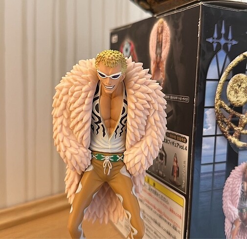 Beden ONE PIECE DOFLAMINGO 20 CM ORJ KUTULU