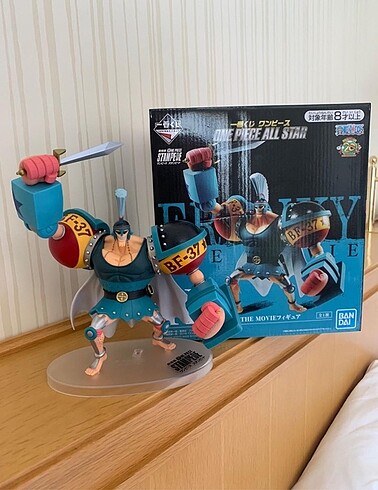 ONE PIECE FRANKY KUTULU 22 BOY 16 CM EN