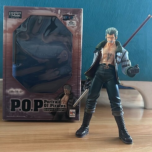 ONE PIECE SMOKER 22 CM KUTULU MEGAHOUSE