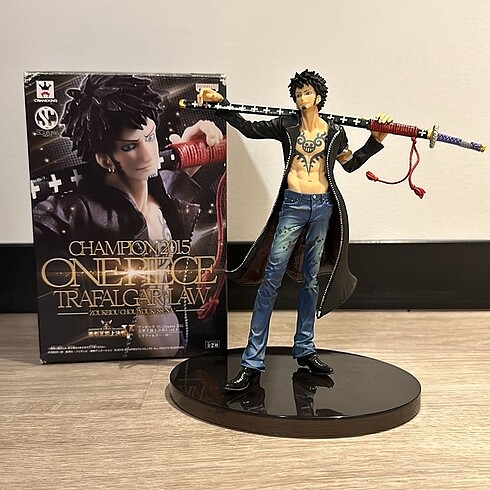 ONE PIECE LAW 18 CM KUTULU ORIJINAL