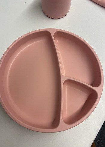 Beden pembe Renk Oioi pembe vakumlu tabak bardak ve kaşık seti silikon