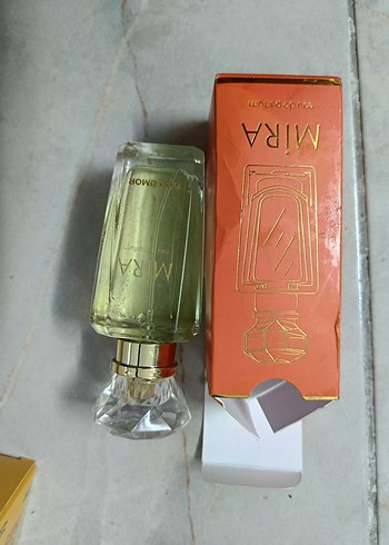Diğer Mira Kadın Parfümü 50 ml