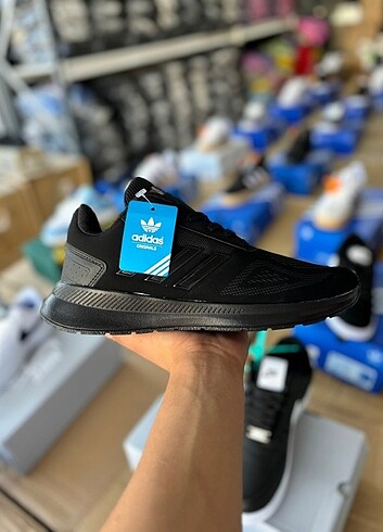 42 Beden siyah Renk Su Geçirmez Erkek Spor Ayakkabı 