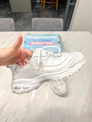 Sketchers spor ayakkabı