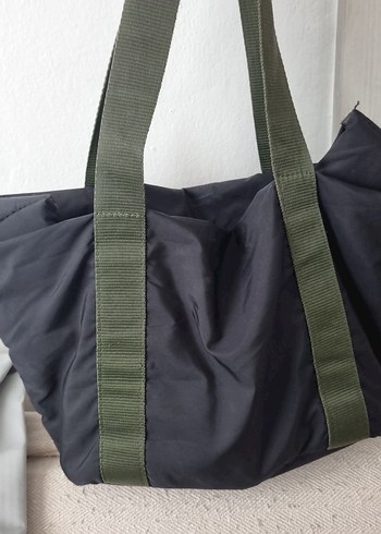 Mavi Jeans Siyah-Yeşil Fermuarlı Spor Kol Çantası