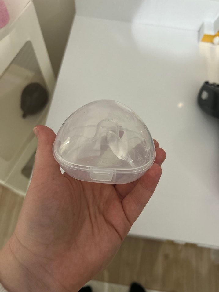 Lansinoh Koruyucu Kutulu 2 Adet Göğüs Ucu Kalkanı - Görsel 4