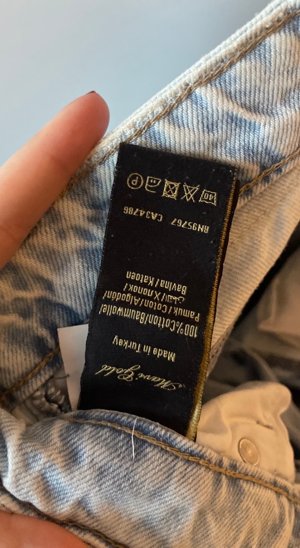 Düğmeli Gri Rahat Kesim Kadın Kot Pantolon - Görsel 3