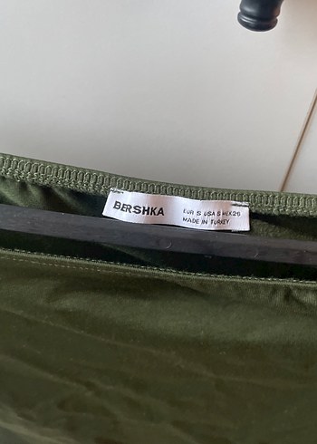 yesil bershaka ust - Görsel 2