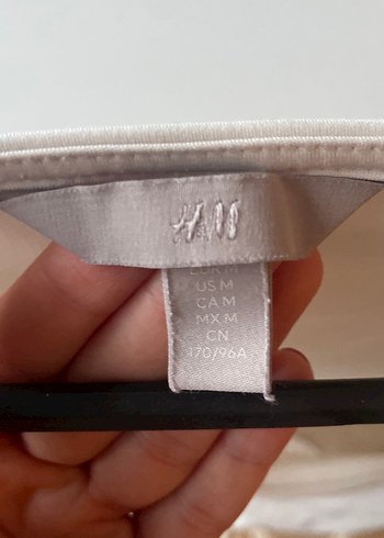 Uzun Kollu V Yakalı Beyaz Keten Bluz - Görsel 2