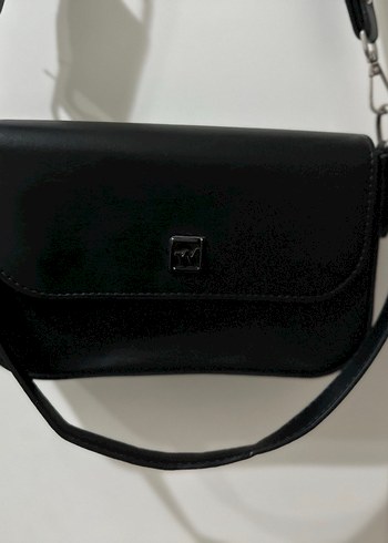 Siyah Deri Tokalı Kadın Çanta - Görsel 2