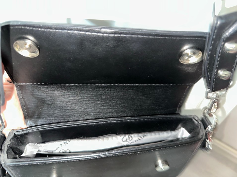 Siyah Deri Tokalı Kadın Çanta - Görsel 4