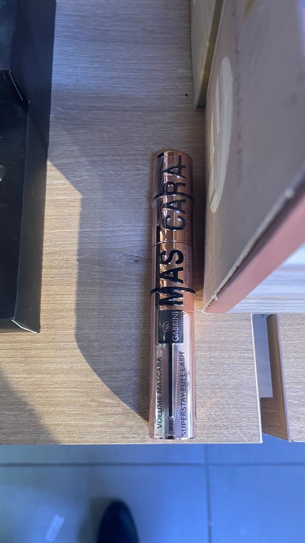 Parlak Bej Maskara - Görsel 2