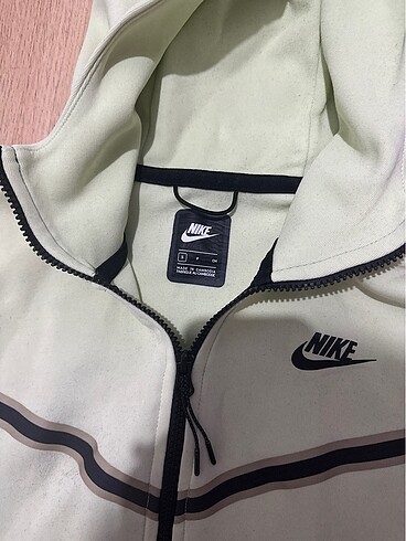 s Beden Nike Tech Fleece