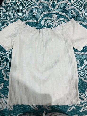 Beyaz Düşük Omuzlu Bluz - Görsel 4