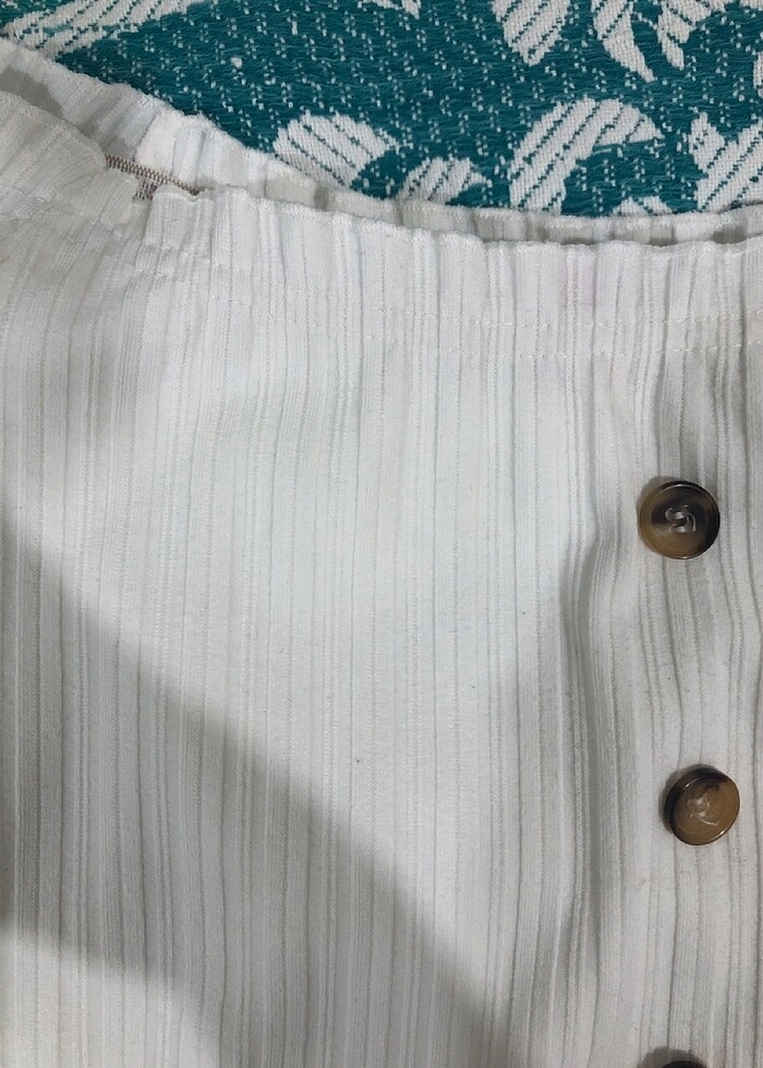 Beyaz Düşük Omuzlu Bluz - Görsel 2