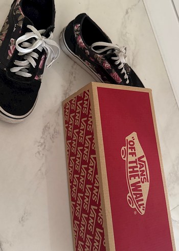 Orijinal Vans Marka Çiçek Desenli Kadın Spor Ayakkabı - Görsel 6