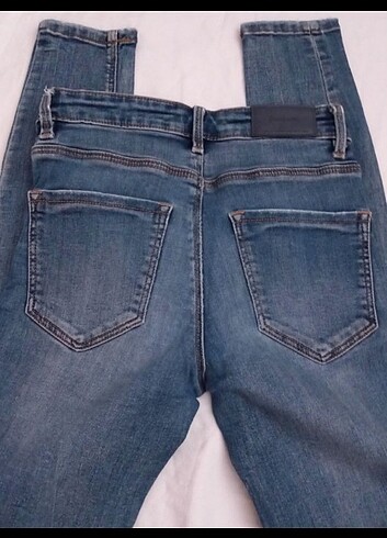 34 Beden Stradivarius Skinny Jean