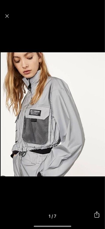 Bershka hologramlı kısa ceket