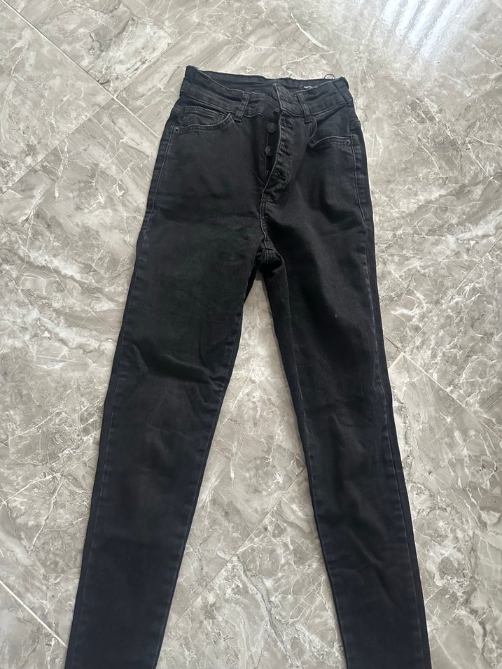 Düğmeli siyah Kadın Kot Pantolon - Görsel 3