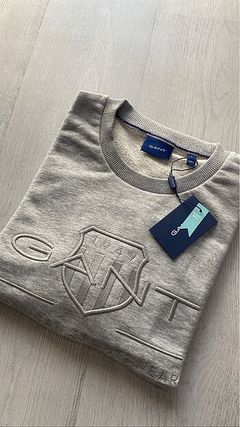 GANT SWEATSHIRT