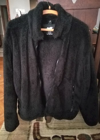 SATILDI. Pull and Bear peluş mont