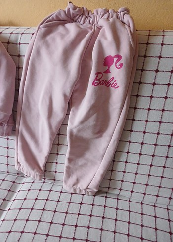 Barbie Pembe Kapüşonlu Kız Eşofman Takımı - Görsel 3