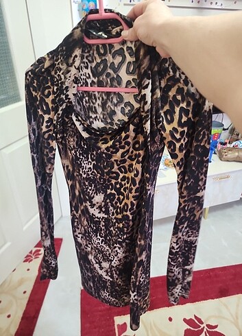 36 beden leopar desenli elbise