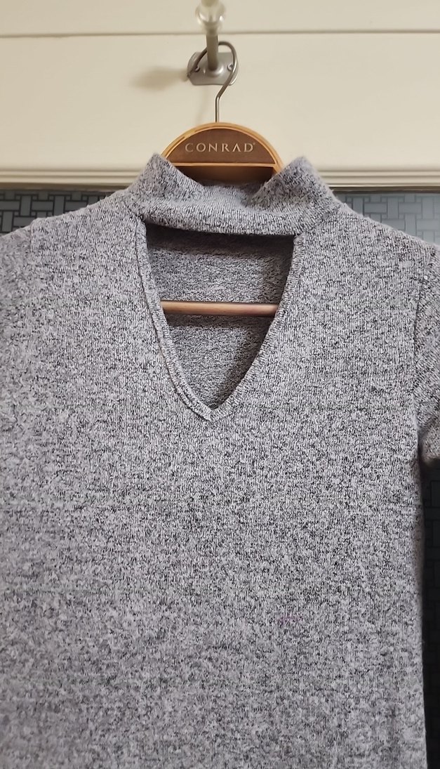 Gri V Yakalı Uzun Kollu Triko Elbise - Görsel 4