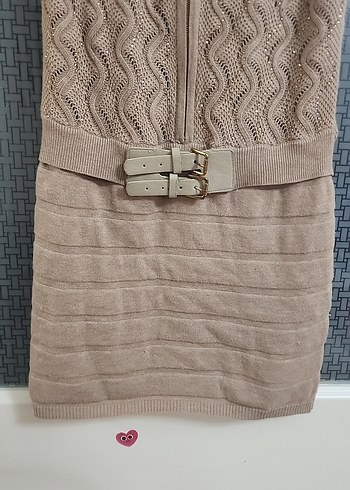 Kemerli V Yaka Kolsuz Mini Triko Elbise - Görsel 3