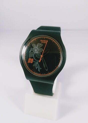 Beden Swatch bayan kol saati
