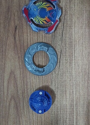  Beyblade burst valkrie v1