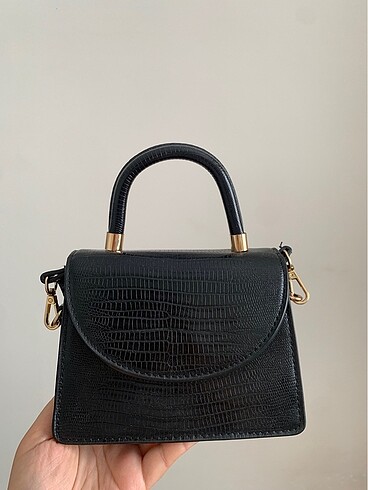 Mango siyah gold detaylı çanta