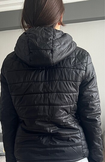 Bershka şişme mont - Görsel 5