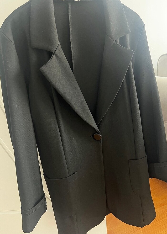 Çok şık bir blazer ceket hem spor hem şık kombinlerde kullanılab - Görsel 2