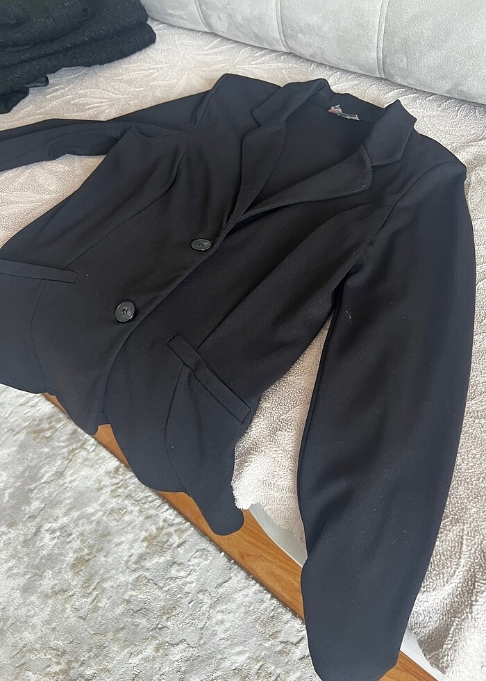 Kısa blazer ceket - Görsel 3