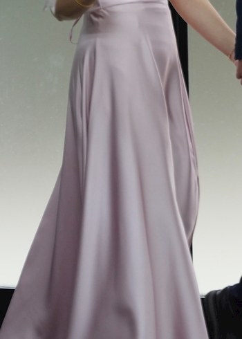 saten askılı nişan veya düğün elbisesi - Görsel 3