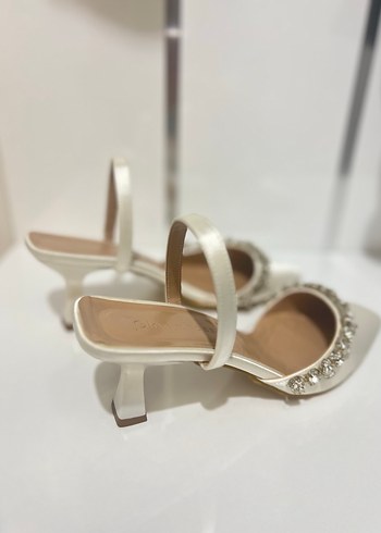 Beyaz Taş İşlemeli Stiletto Gelin Ayakkabısı - Görsel 6